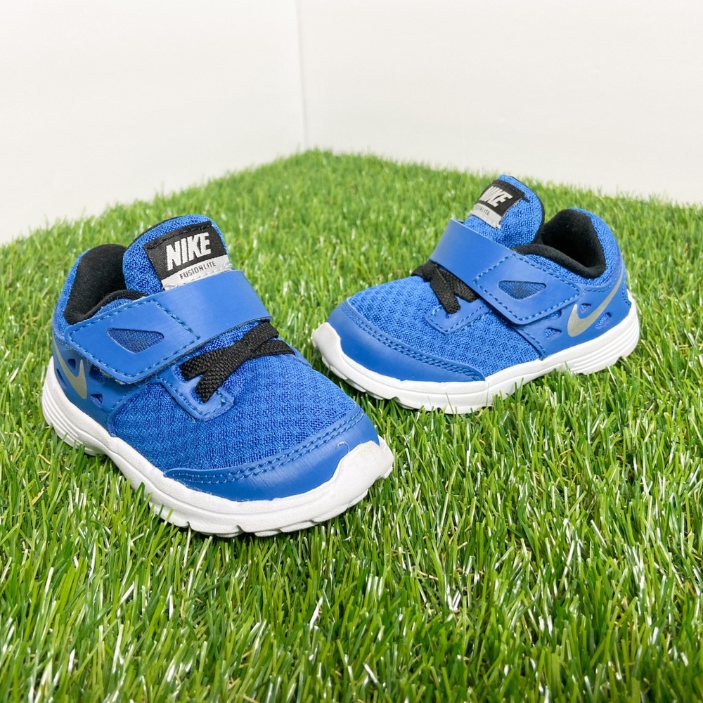 Nike Dual Fusion Lite Boy Toddler Sneakers Shoes